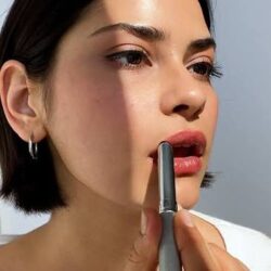بالم رژ لب  بلک هانی  مغذی و آبرسان و رنگی