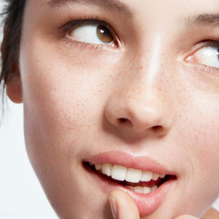 بالم لب آبرسان هیدروپلمپ مویسچر سرج کلینیک Clinique Moisture Surge Lip Hydro-Plump Treatment - تصویر 2