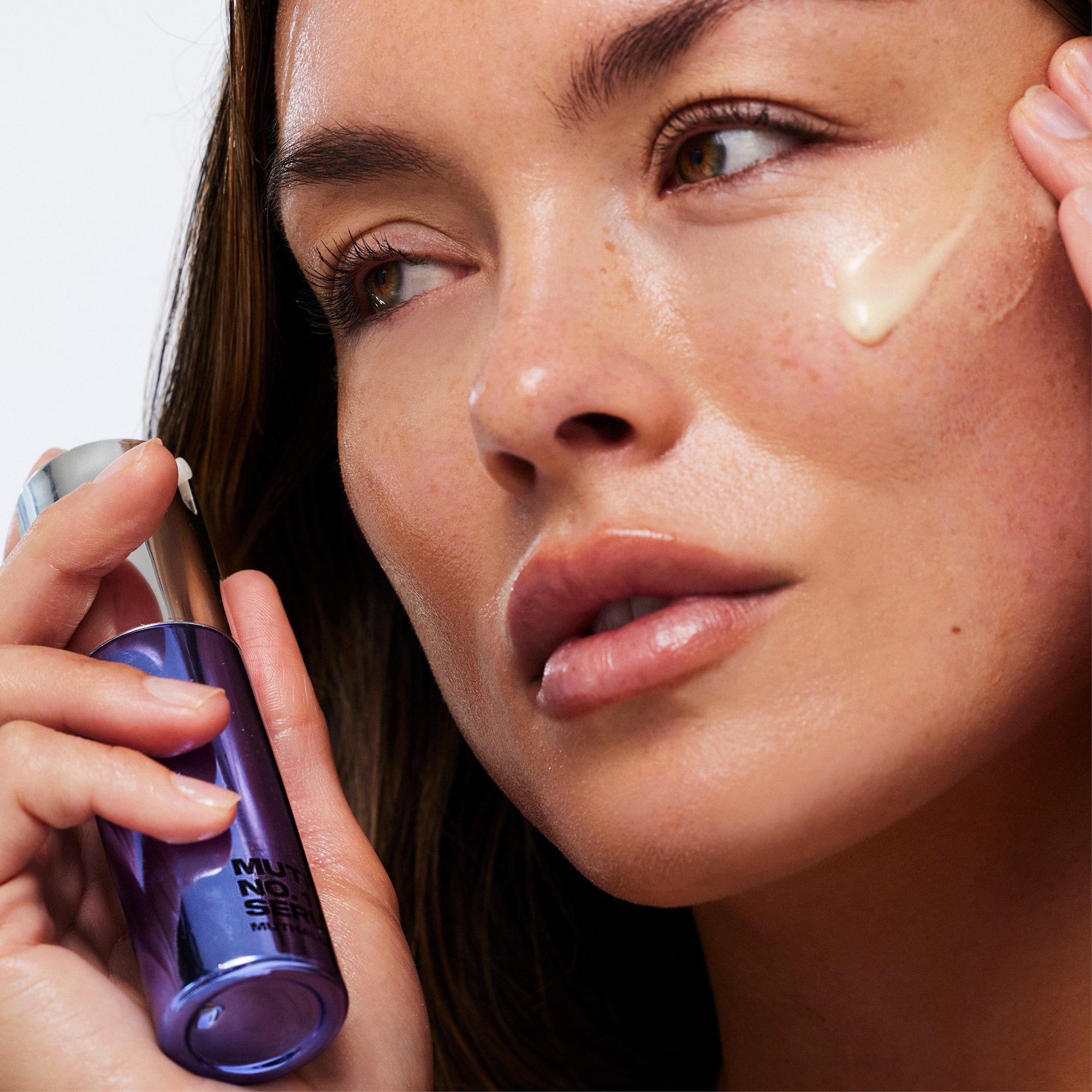 سرم دور چشم روشن کننده و ضد پف و جوانساز موتا Mutha UP ALL NIGHT EYE CREAM - تصویر 5