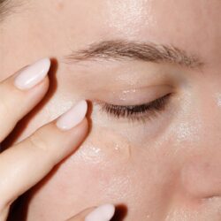 ژل دور چشم سوپر روشن کننده ووتاری  Votary Super Bright Eye Gel
