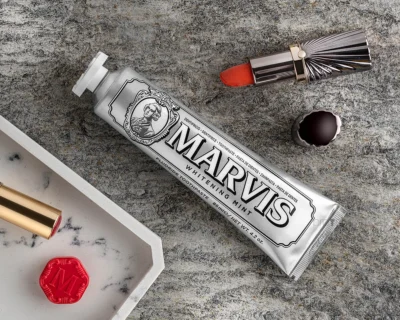 IMG_3771 خمیر دندان سفید کننده نعنایی وارویس Marvis Whitening Mint smoke Toothpaste