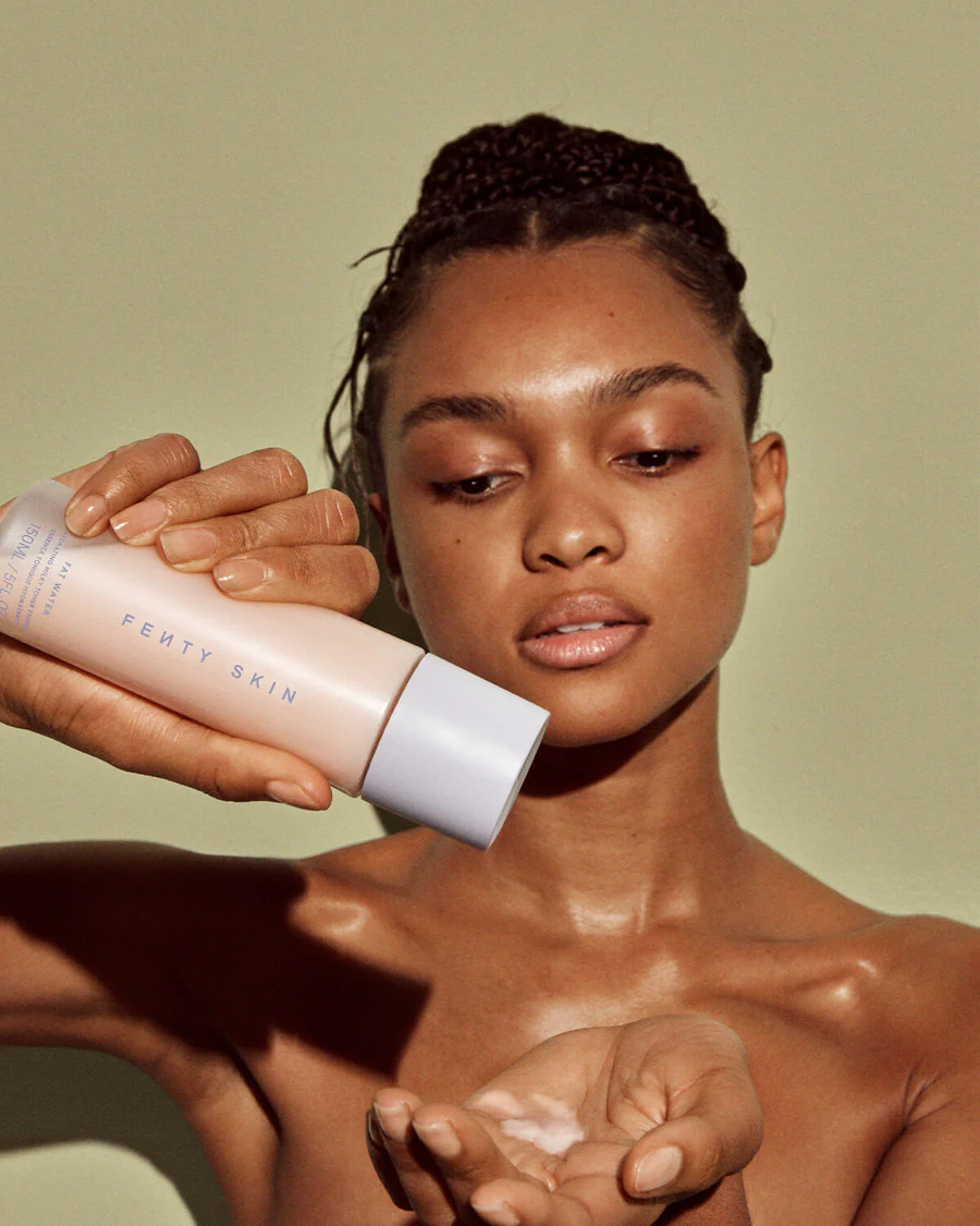 تونر شیری فنتی آبرسان رفع قرمزی Fenty Skin Fat Water Hydrating Milky Toner Essence - تصویر 5