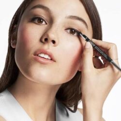 مداد چشم های ایمپکت کوییک لاینر کلینیک مشکی