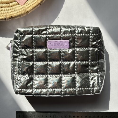 کیف نقره ای کلینیک