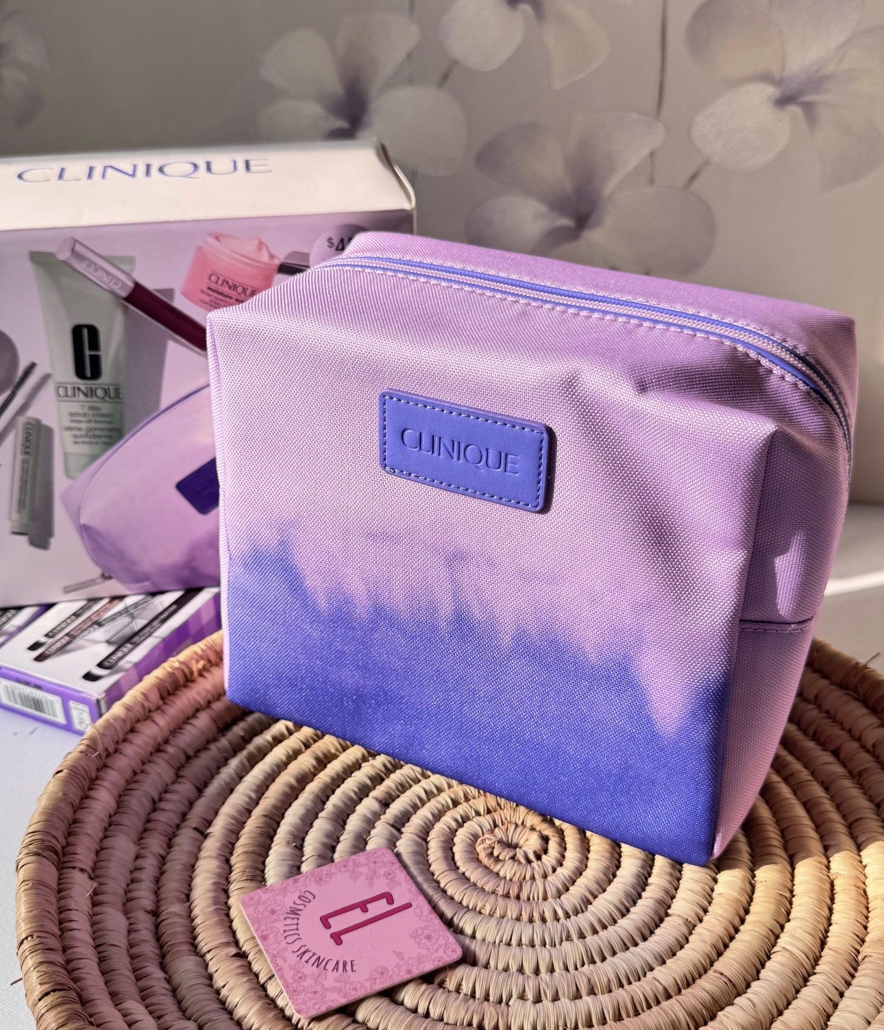 کیف بنفش بزرگ کلینیک - تصویر 4