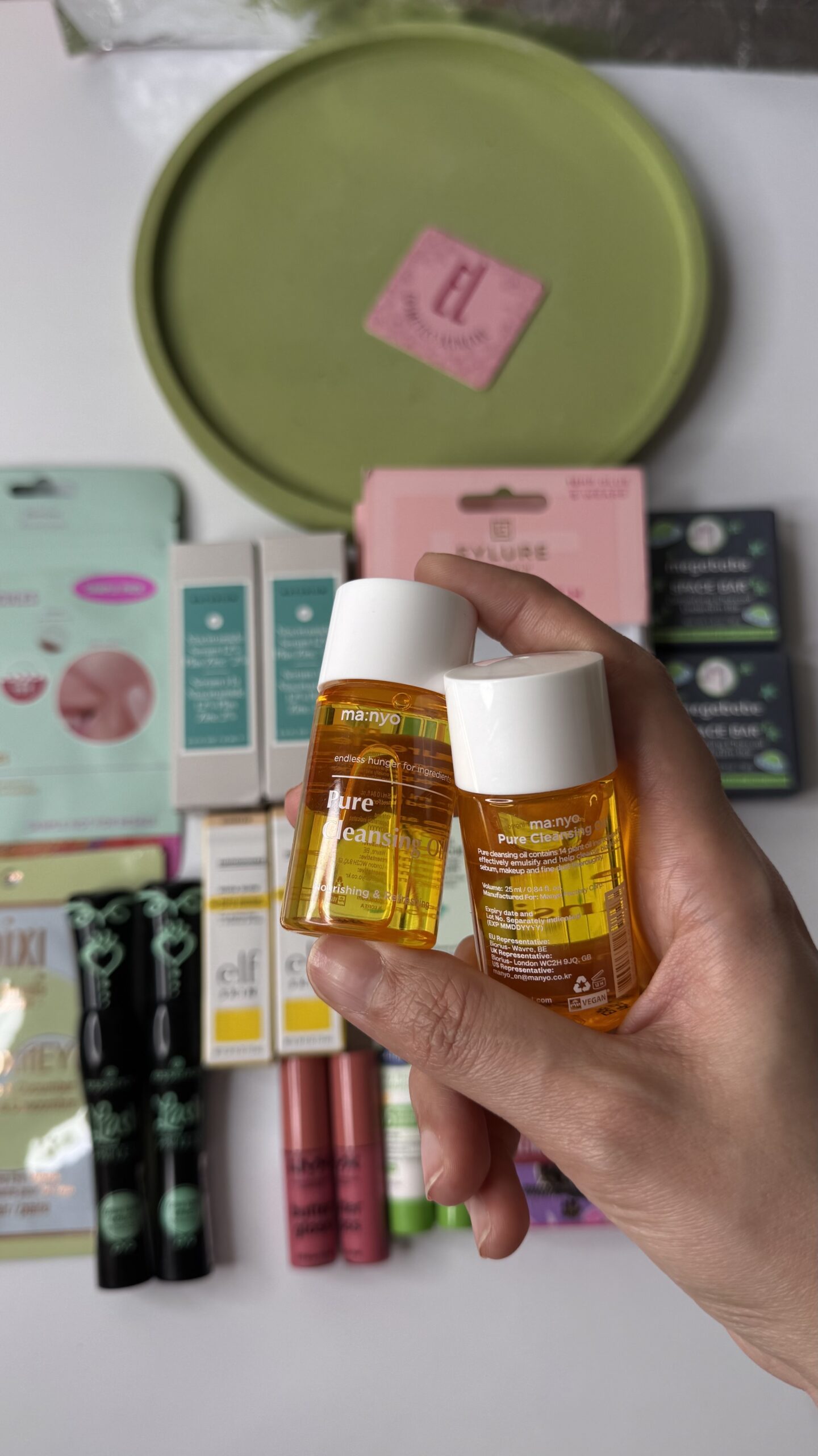 روغن پاککننده میکاپ مانیو پیور - تصویر 4