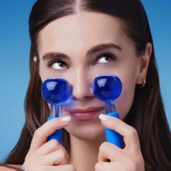 IMG_4593 ماساژور خنک کننده دور چشم بنفیت Benefit Depuff’n Chill Eye Globes | ابزار کاهش پف و افزایش جذب سرم